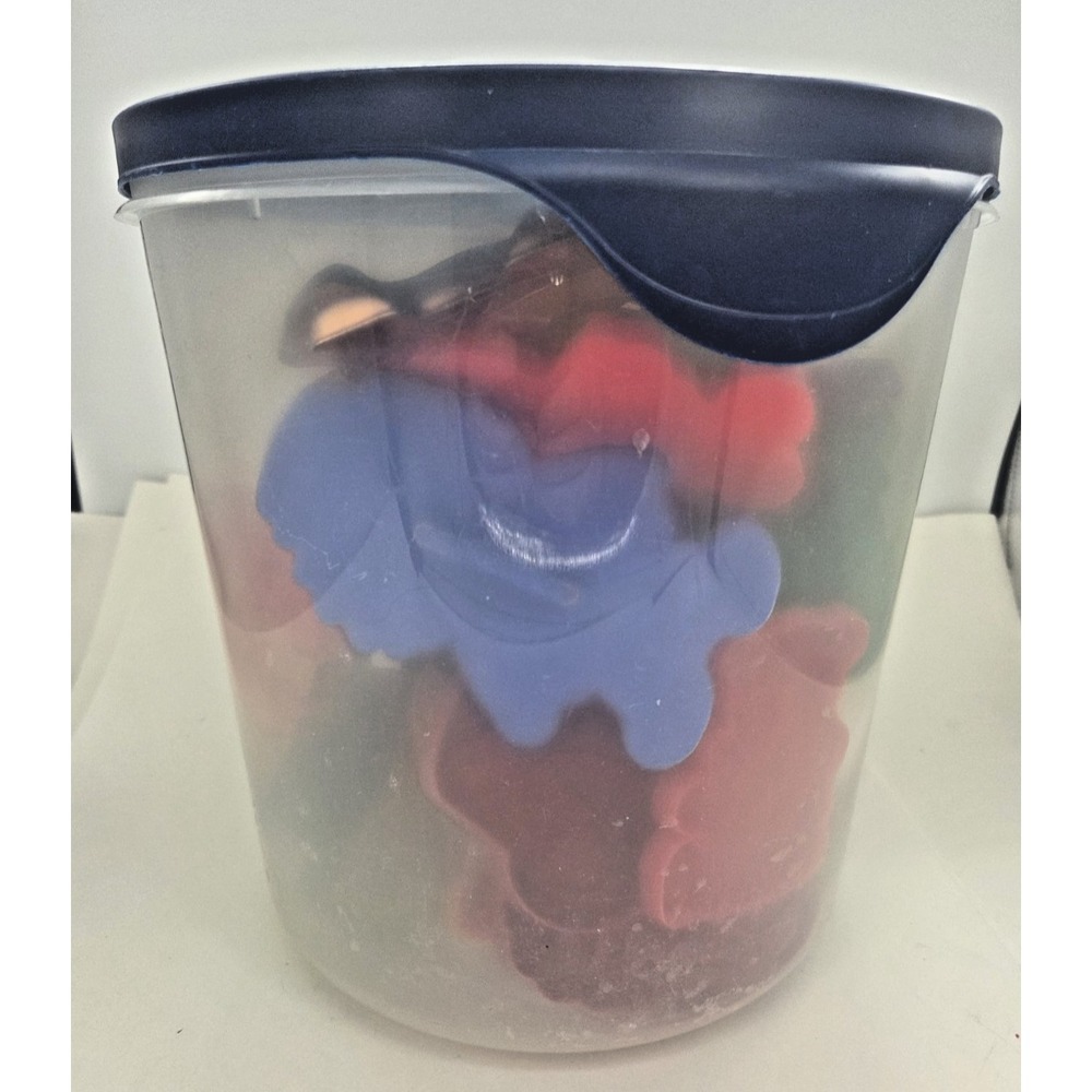 Mixed Lot 48 Vintage Cookie Cutters Snoopy TMNT Turkey Plastic Christmas w/ Tub